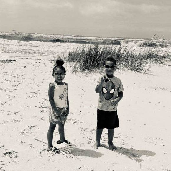 Meet your Posher, Ashley - Picture 1 of 1